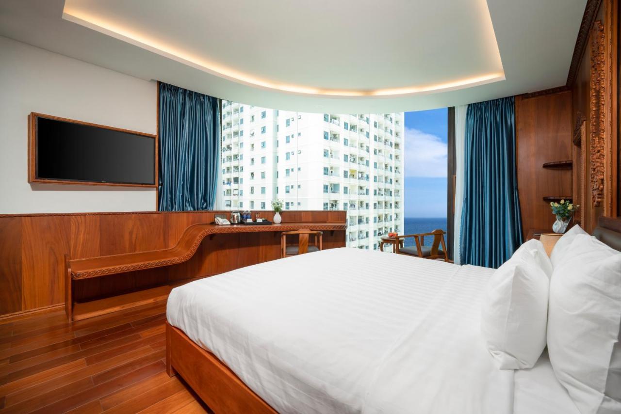 Monalisa Luxury Hotel Дананг Экстерьер фото