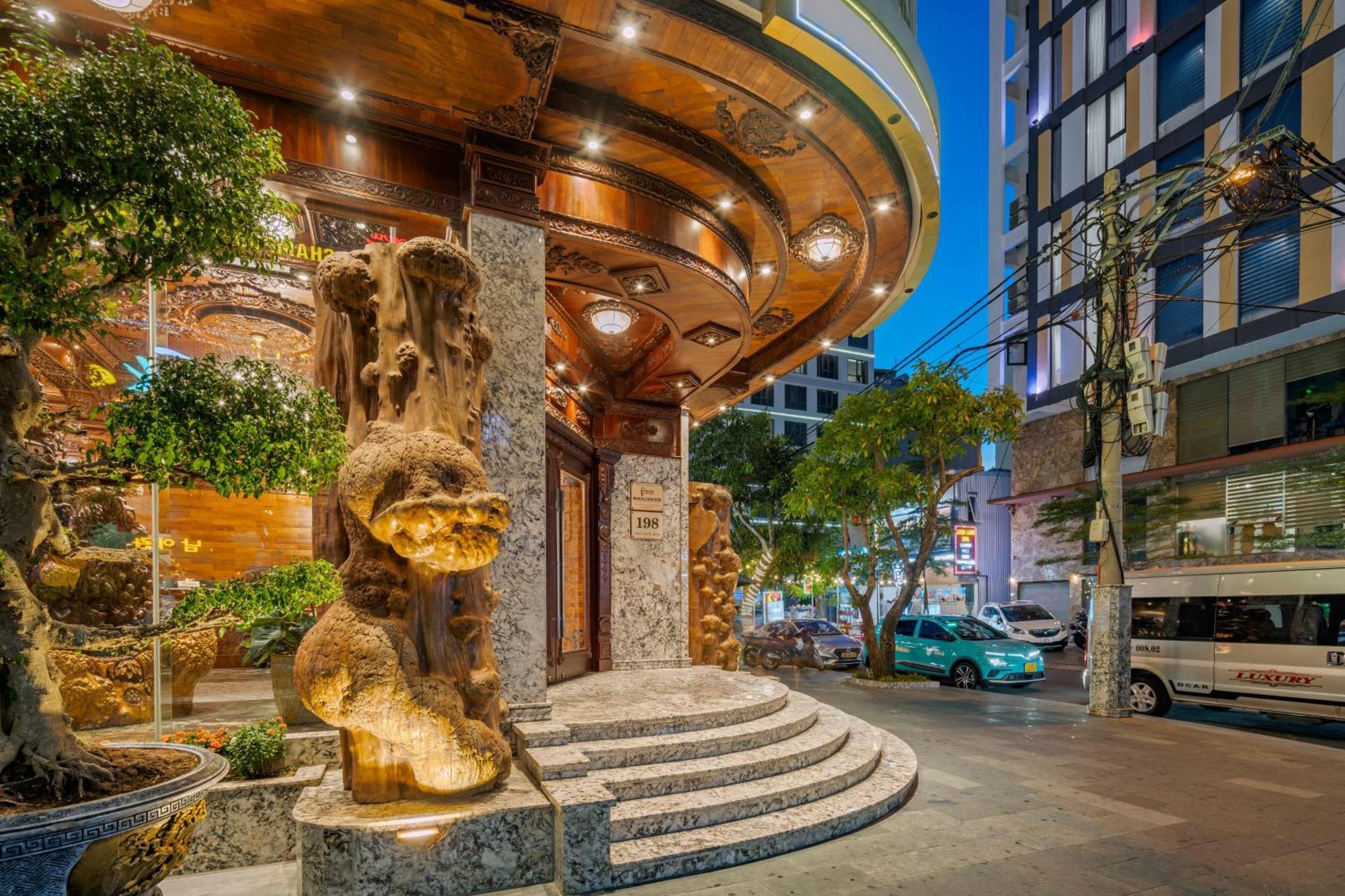 Monalisa Luxury Hotel Дананг Экстерьер фото