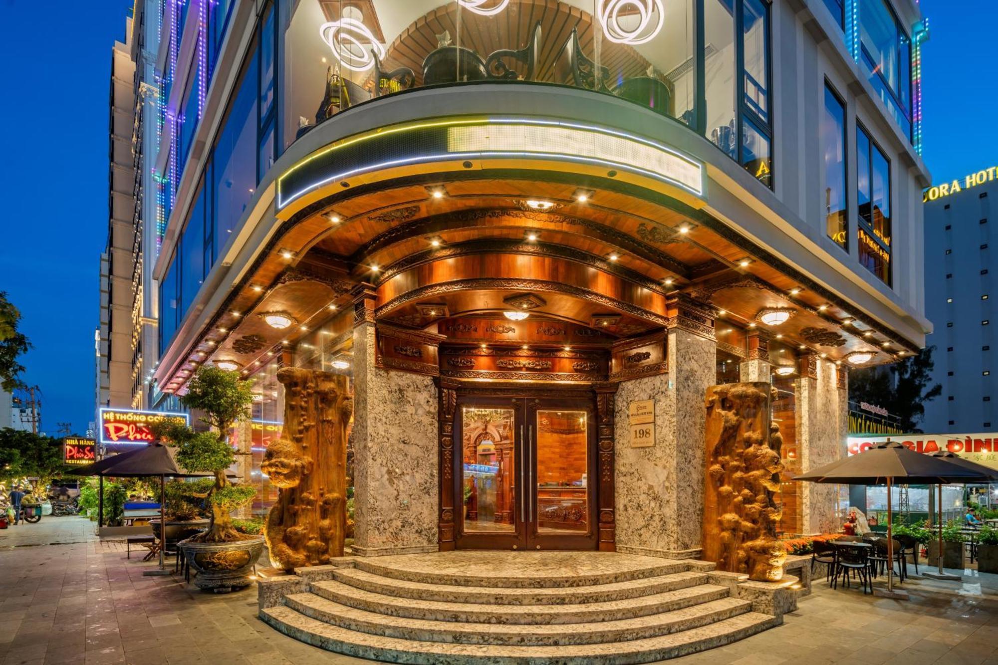 Monalisa Luxury Hotel Дананг Экстерьер фото